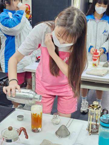 2023.10.24安樂國中餐旅群19.jpg