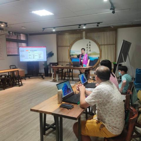 假日藝術學校-電子賀卡_240629_23.jpg