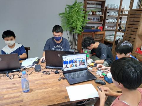 LINE_ALBUM_202487暑假育樂營（捏出優美旋律）_240808_37.jpg