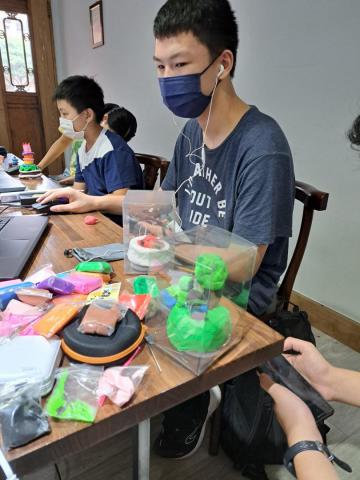 LINE_ALBUM_202487暑假育樂營（捏出優美旋律）_240808_40.jpg