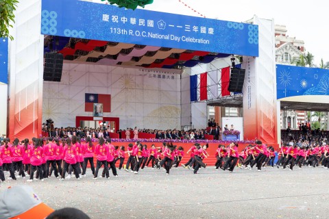 中華民國113年雙十國慶大典表演藝術科受邀演出「舞莊敬話，唯我特戰」精彩演出享譽全國～