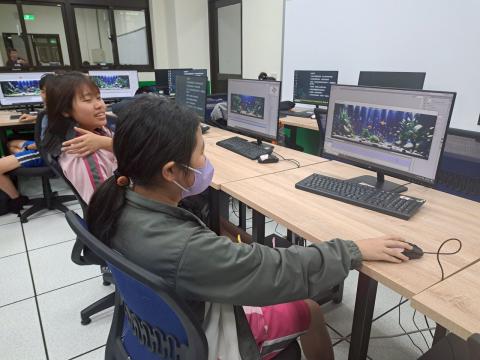 LINE_ALBUM_2025.05.26基隆中正國中（設計群）職探_250528_2.jpg