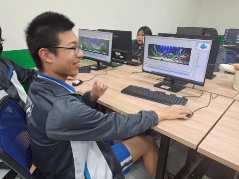 LINE_ALBUM_2025.05.26基隆中正國中（設計群）職探_250528_12.jpg