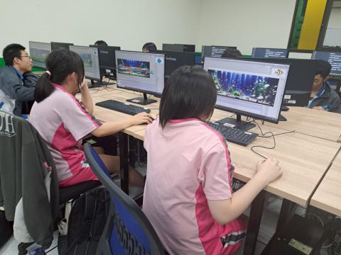 LINE_ALBUM_2025.05.26基隆中正國中（設計群）職探_250528_14.jpg