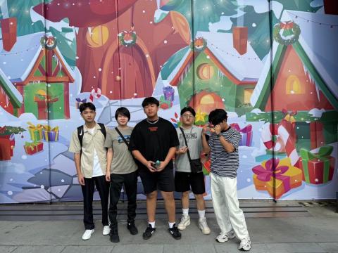 LINE_ALBUM_畢旅_250529_9.jpg