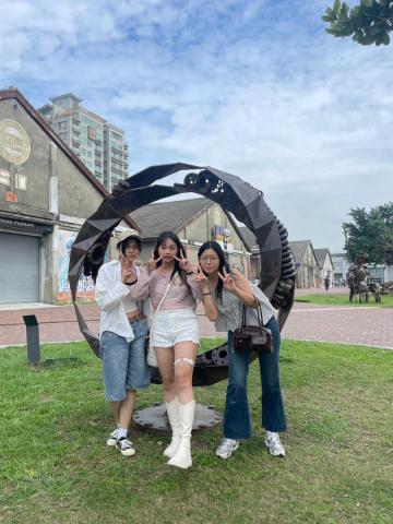 LINE_ALBUM_畢旅_250529_13.jpg