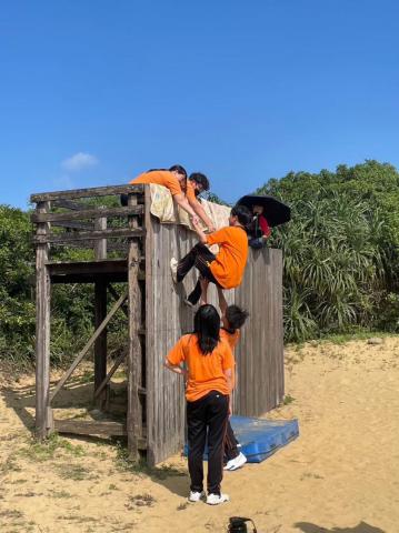 LINE_ALBUM_極限挑戰_250529_9.jpg