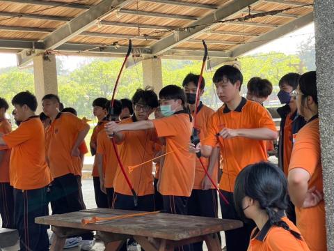 LINE_ALBUM_極限挑戰_250529_14.jpg