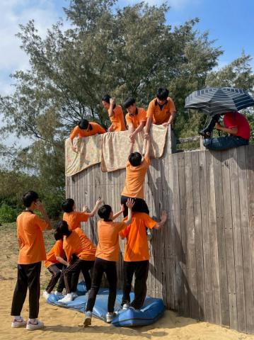LINE_ALBUM_極限挑戰_250529_20.jpg