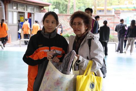 LINE_ALBUM_113.12.12 泰國獅子會貴賓蒞校參觀_250317_10.jpg