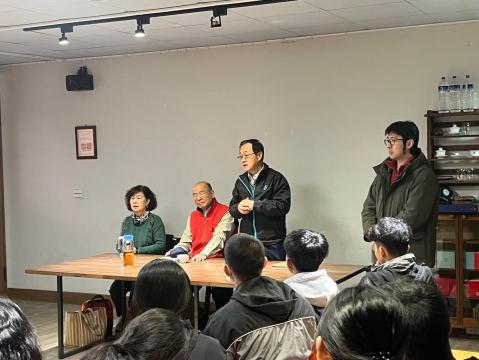 LINE_ALBUM_114.01.13 柬埔寨王董蒞臨關心慰問柬埔寨同學_250317_5.jpg