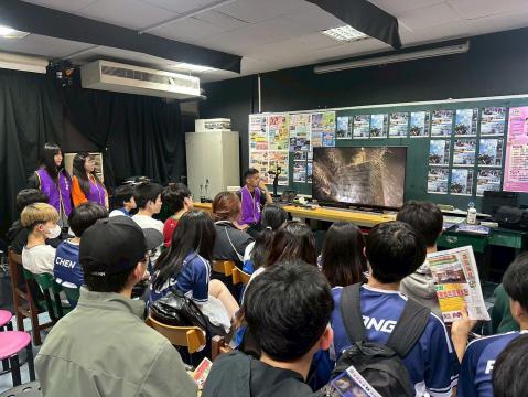 LINE_ALBUM_1140409華僑高中國中部來校參觀_250424_6.jpg