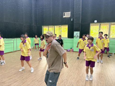 LINE_ALBUM_鶯歌國中0919舞蹈班_250930_1.jpg