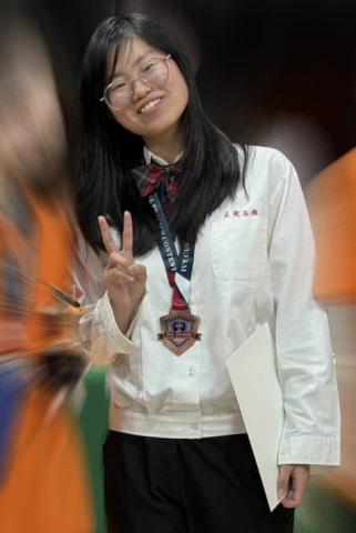 林春麗.jpg