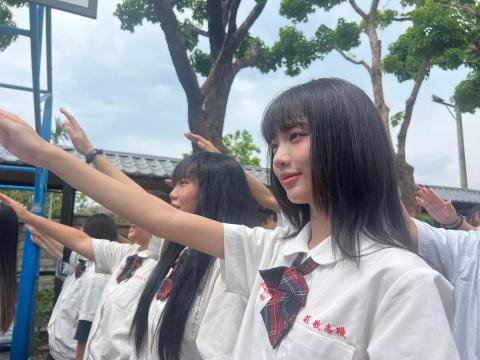 S__12927070_0.jpg