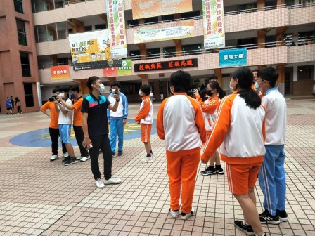 1090926瑠公國中+發現視界之美 魔法DIY種植盆栽803_200926_43.jpg