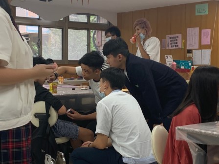 宜蘭國中參訪_201016_33.jpg