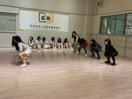 宜蘭國中參訪_201016_51.jpg