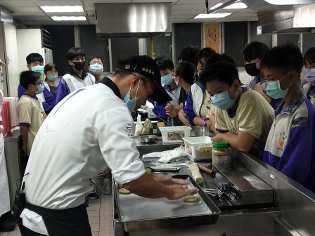 板橋國中β班 茶酥餅乾 寵物美容_201016_14.jpg