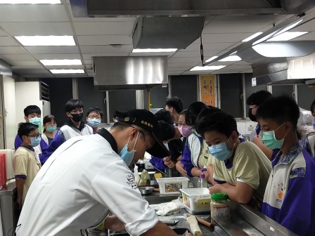 板橋國中β班 茶酥餅乾 寵物美容_201016_15.jpg