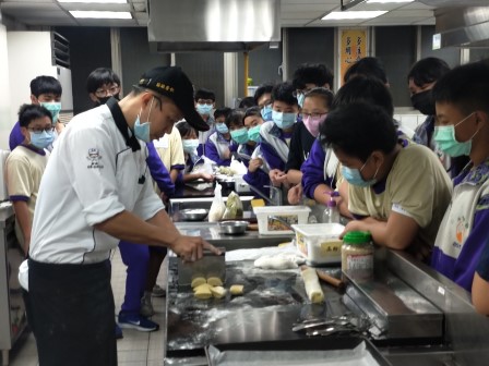 板橋國中β班 茶酥餅乾 寵物美容_201016_21.jpg