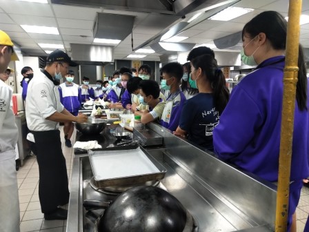 板橋國中β班 茶酥餅乾 寵物美容_201016_36.jpg