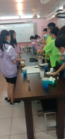 漳和國中B班_201016_25.jpg