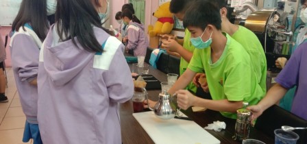 漳和國中B班_201016_29.jpg