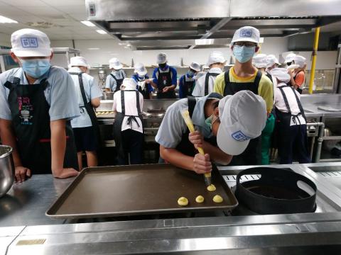 1091007海山國中食品群_201008_7.jpg
