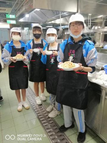 1216 什錦炒米粉，手作肉羹湯_201221_0.jpg
