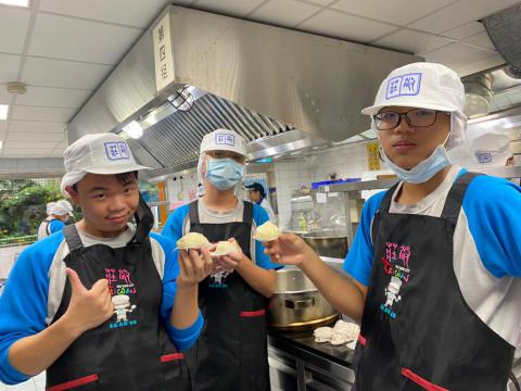 930明德食品_201006_2.jpg