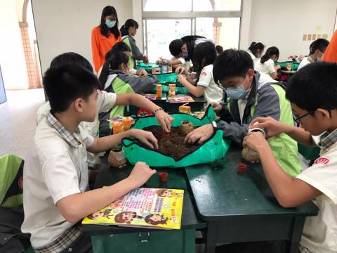 1030(永和校區)達觀國中來校-植栽手作_201228_9.jpg