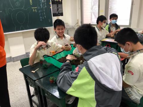 1030(永和校區)達觀國中來校-植栽手作_201228_12.jpg