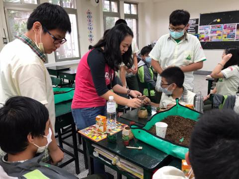 1030(永和校區)達觀國中來校-植栽手作_201228_14.jpg