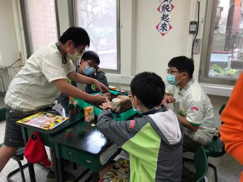 1030(永和校區)達觀國中來校-植栽手作_201229_11.jpg