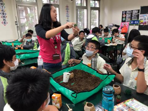 1030(永和校區)達觀國中來校-植栽手作_201229_16.jpg