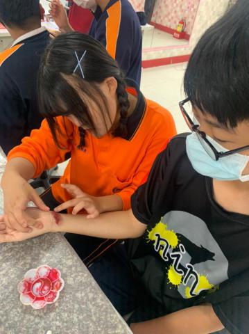 109.10.30義學國中特效妝_201224_6.jpg