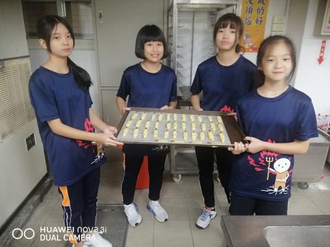 1030義學國中 八年級職探_201224_5.jpg