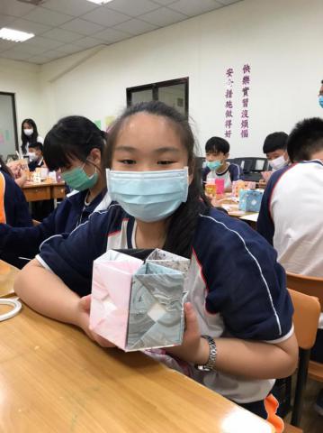20201030義學國中來校幼保科手做DIY_201224_12.jpg