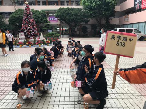 20201030義學國中來校幼保科手做DIY_201224_22_0.jpg