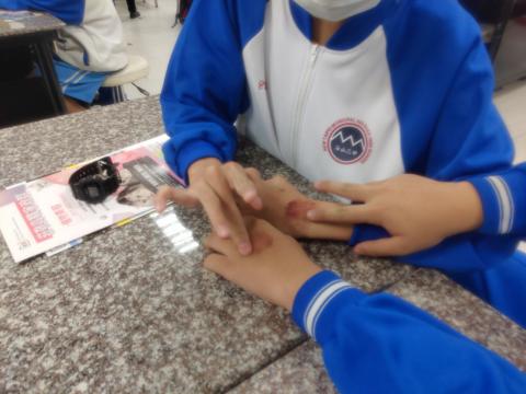 20111113海山國中819美容美髮 彩妝_201207_25.jpg