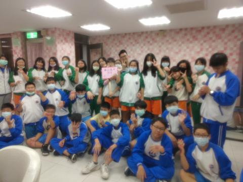 20111113海山國中819美容美髮 彩妝_201207_43.jpg