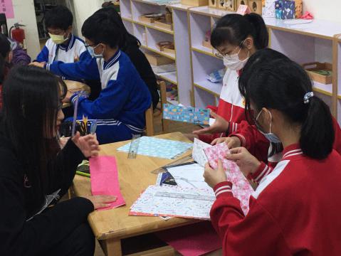 1113二重國中802-手做教材DIY_201207_13.jpg