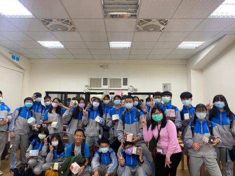 cbcce72f17110a3c1e485a0e126e4c289_30530442_201203_76.jpg