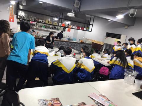 109.12.02 溪崑國中體驗飲料調製_201222_9.jpg