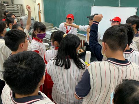 20201202忠孝國中職業試探_201229_1.jpg