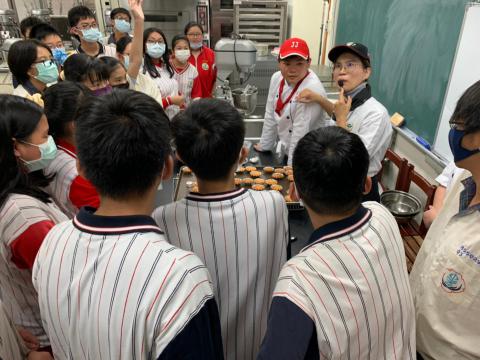 20201202忠孝國中職業試探_201229_2.jpg