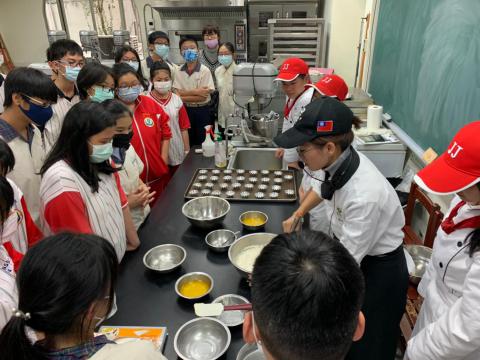 20201202忠孝國中職業試探_201229_14.jpg