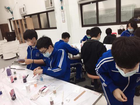 20201211安康國中來校參訪～美甲_201229_9.jpg