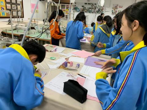 20210331崇林國中_210331_8.jpg